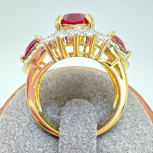 Gold Plated Red & White Gemstone Prong Set Fashion Statement Ring Size 7 - Picture 5 of 11